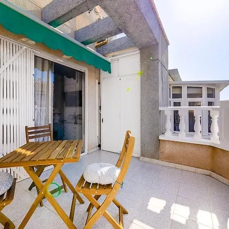 Modern And 2bd With Terrace & Wifi Апартаменты Торевьиа